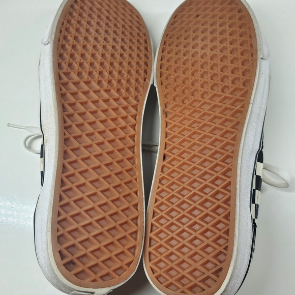 Vans Low Top Old Skool Checkered Black and White Sneakers - Picture 8 of 10